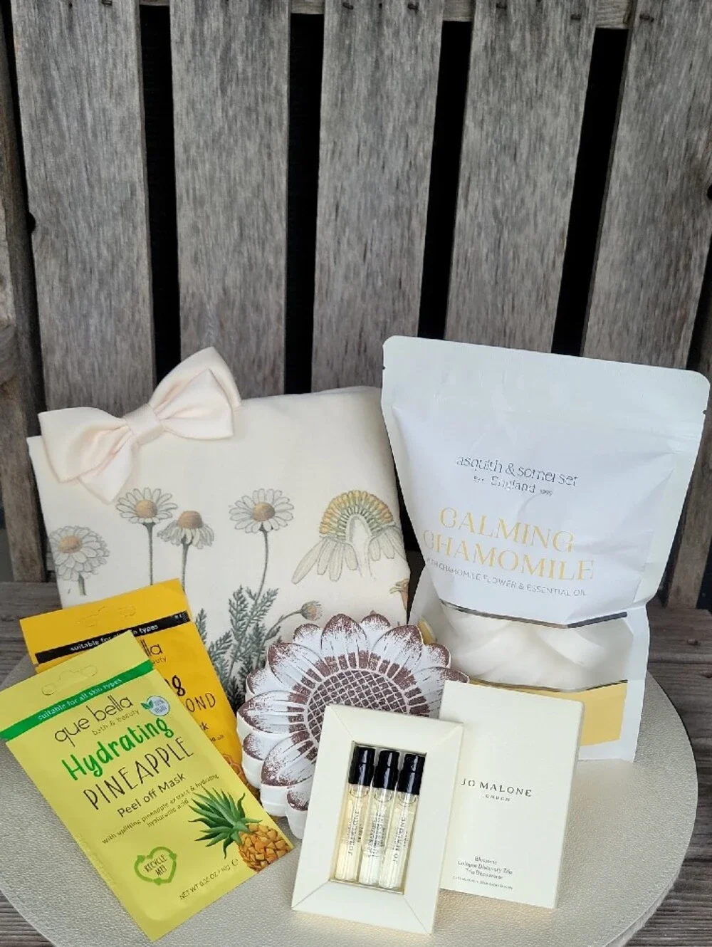 Asquith & Somerset Calming Chamomile Floral Spa Gift Set — Multi Item Bundle